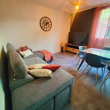 Дом отдыха Maison Cosy Jardin Barbecue Portes De Clermont *